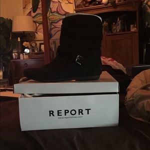 Report Ankle Boots